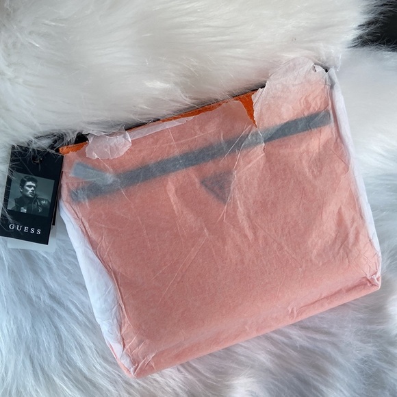 New GUESS Vezzola Nylon Crossbody - Picture 7 of 7